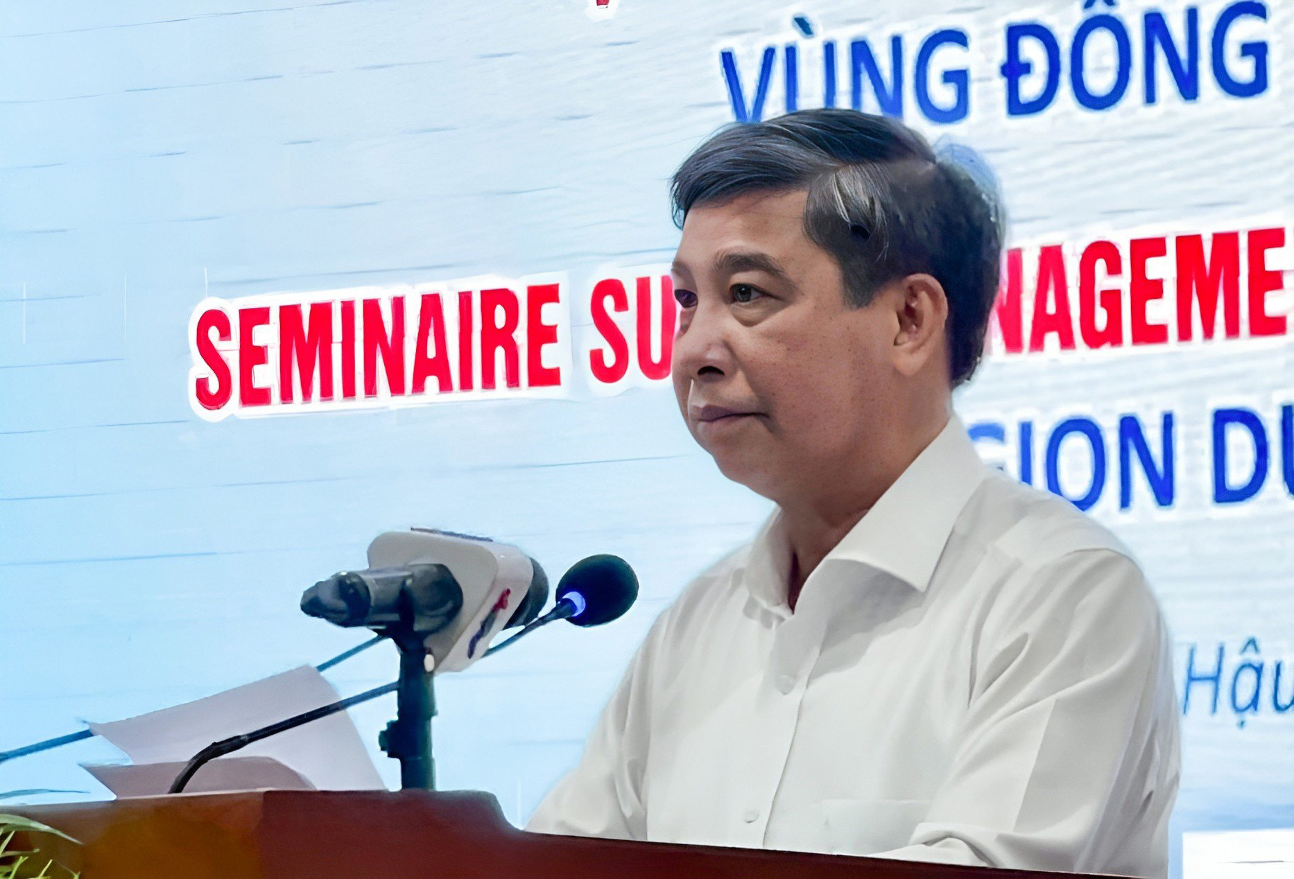 Đồng chí Đồng Văn Thanh, chủ tịch UBND tỉnh Hậu Giang pát biểu tại Hội thảo.